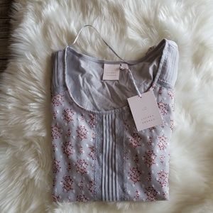 🔥NWT🔥Lauren Conrad Clipped Dot Tee